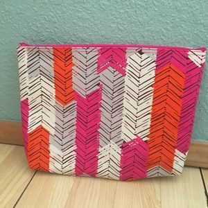 Cosmetic bag